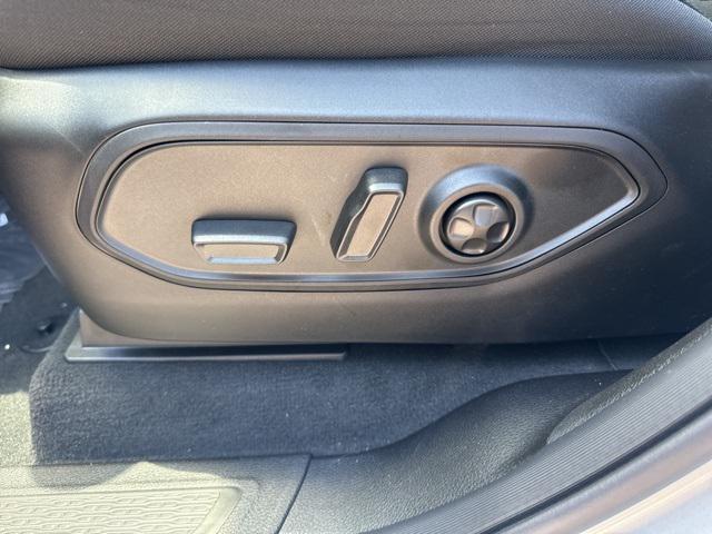 new 2025 Jeep Grand Cherokee L car, priced at $31,825