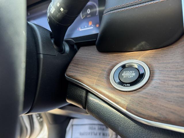 used 2022 Jeep Grand Cherokee car, priced at $38,988
