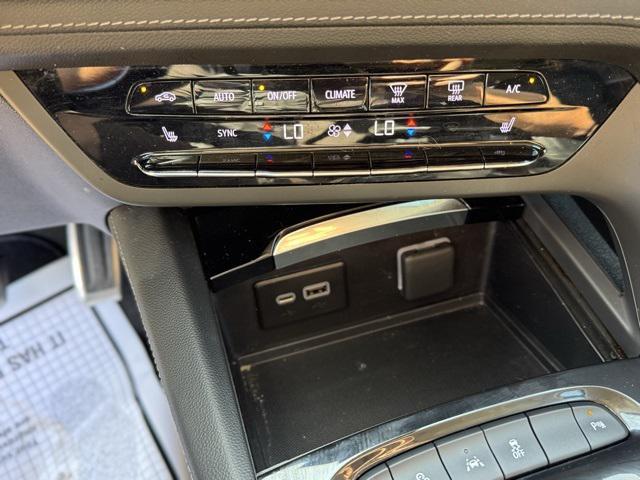 used 2023 Buick Envision car, priced at $27,488