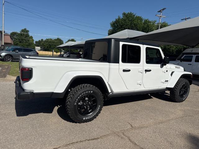 new 2025 Jeep Gladiator car, priced at $42,385