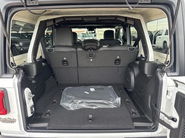 new 2025 Jeep Wrangler car, priced at $60,425