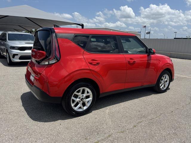 used 2024 Kia Soul car, priced at $17,988