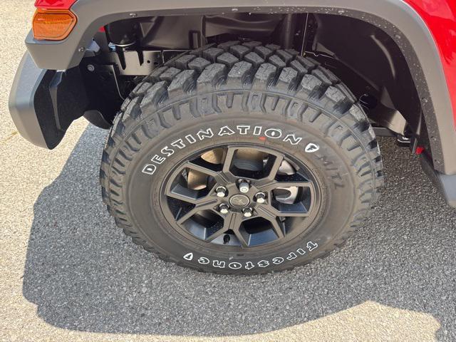 new 2025 Jeep Gladiator car, priced at $38,280