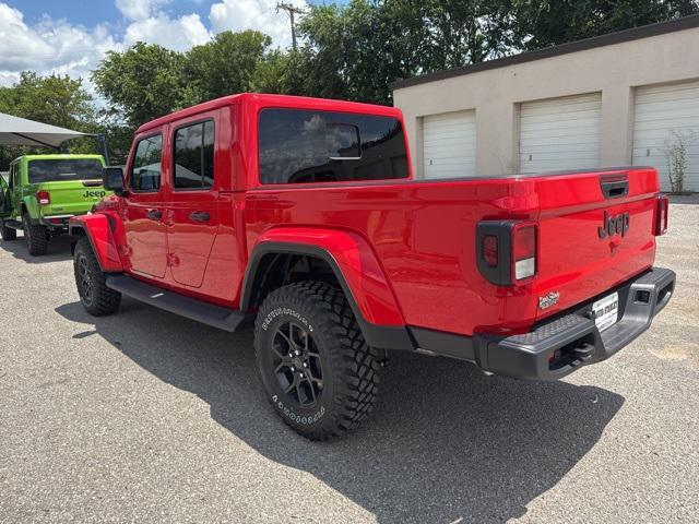 new 2025 Jeep Gladiator car, priced at $38,280