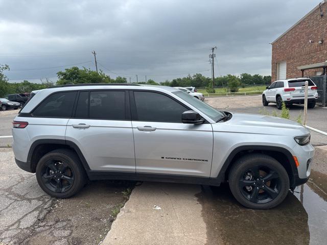 used 2024 Jeep Grand Cherokee car, priced at $32,788