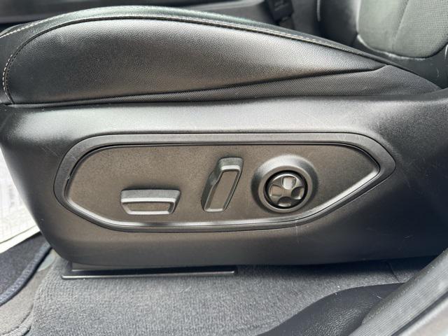 used 2024 Jeep Grand Cherokee car, priced at $31,988