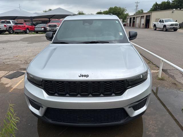 used 2024 Jeep Grand Cherokee car, priced at $32,788