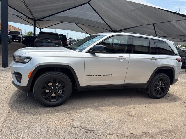 new 2025 Jeep Grand Cherokee car, priced at $35,330