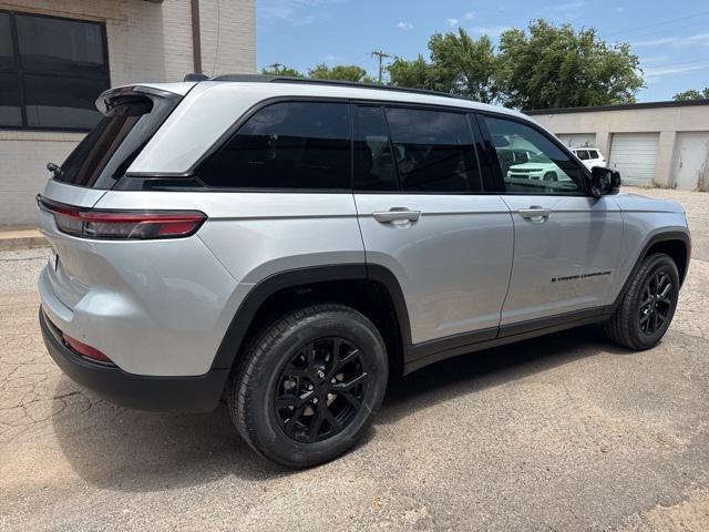 new 2025 Jeep Grand Cherokee car, priced at $35,330