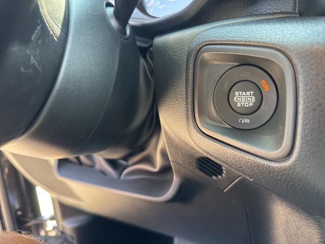 new 2025 Jeep Gladiator car, priced at $30,790