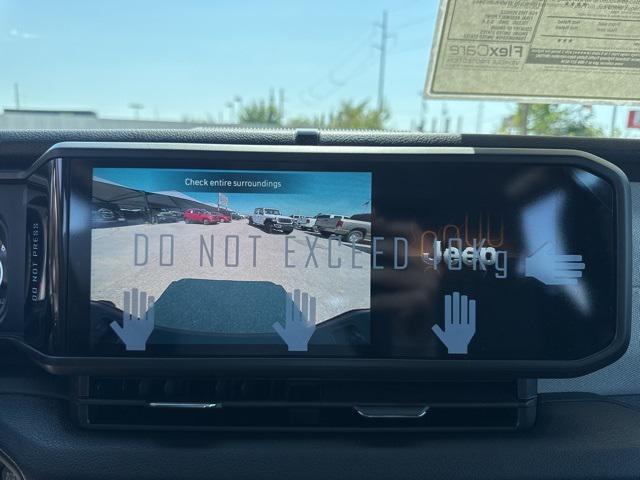 new 2025 Jeep Gladiator car, priced at $30,790