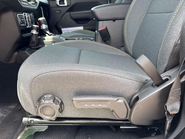 new 2025 Jeep Gladiator car, priced at $28,790