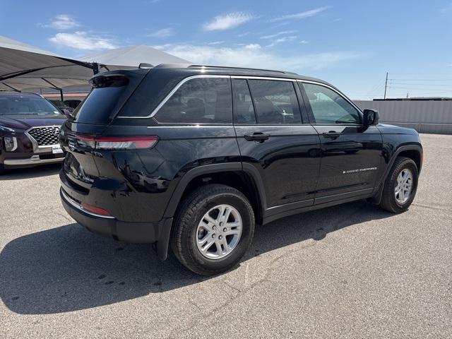 new 2025 Jeep Grand Cherokee car, priced at $30,950