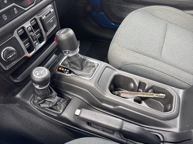 new 2025 Jeep Gladiator car, priced at $42,670