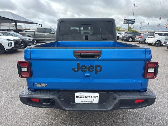 new 2025 Jeep Gladiator car, priced at $42,670