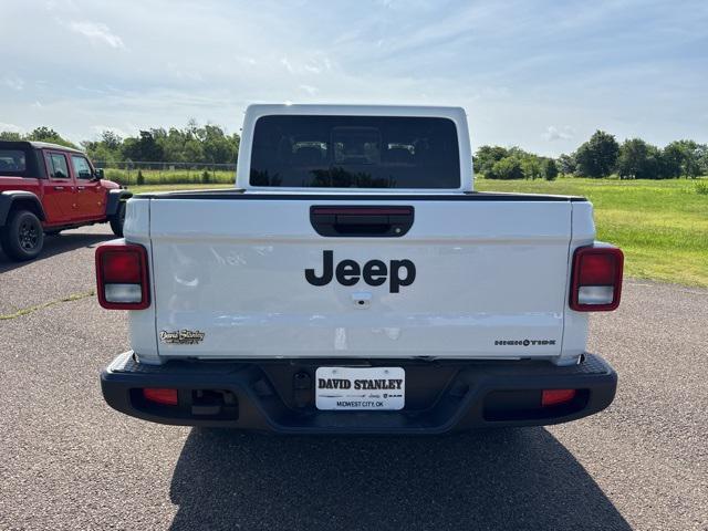 new 2025 Jeep Gladiator car, priced at $37,685