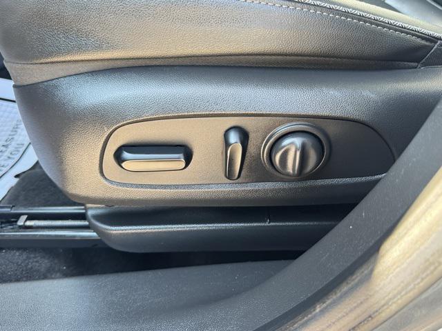 used 2022 Buick Encore GX car, priced at $17,988