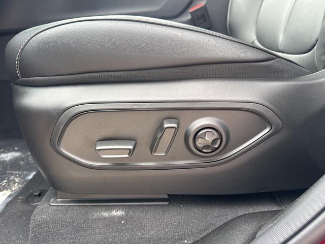 new 2025 Jeep Grand Cherokee L car, priced at $42,420