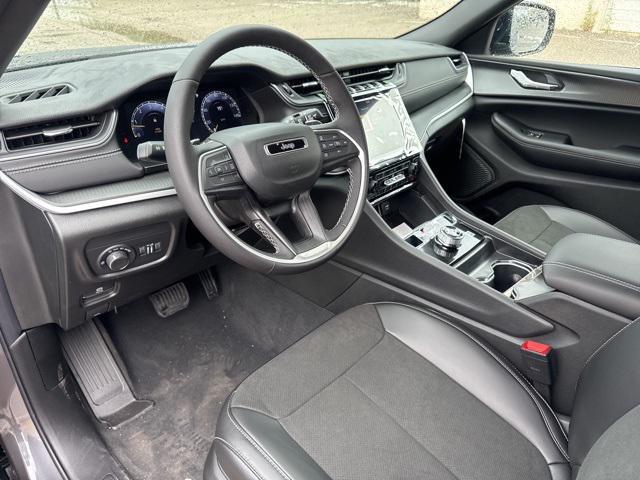 new 2025 Jeep Grand Cherokee L car, priced at $36,930