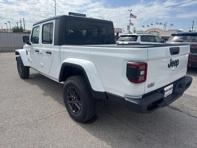 new 2024 Jeep Gladiator car, priced at $38,355