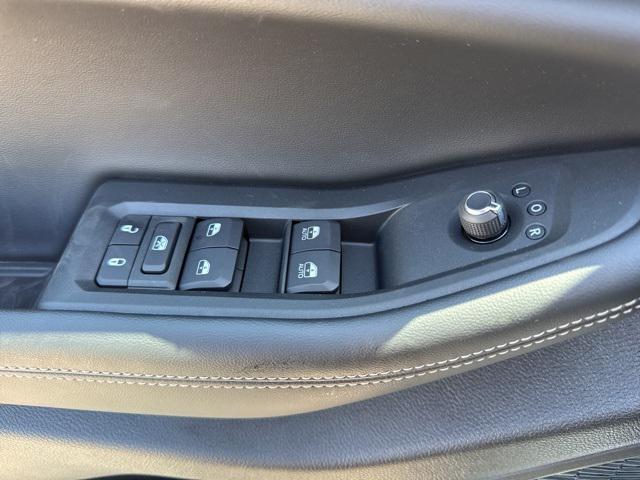 new 2025 Jeep Grand Cherokee L car, priced at $27,230