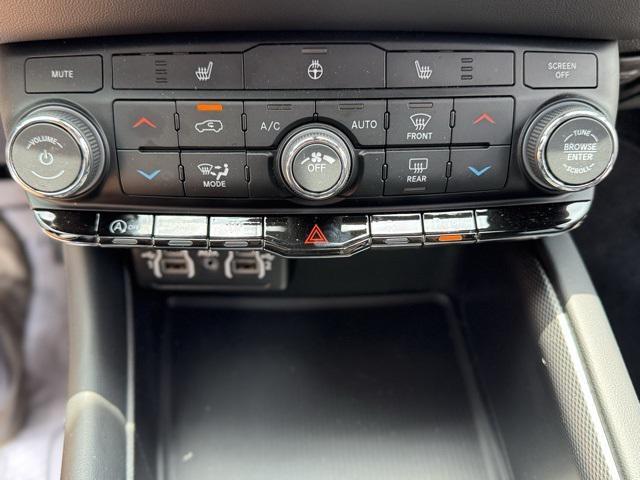 new 2025 Dodge Durango car, priced at $33,385