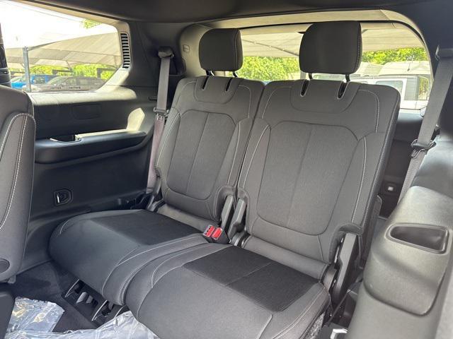 new 2025 Jeep Grand Cherokee L car, priced at $31,825