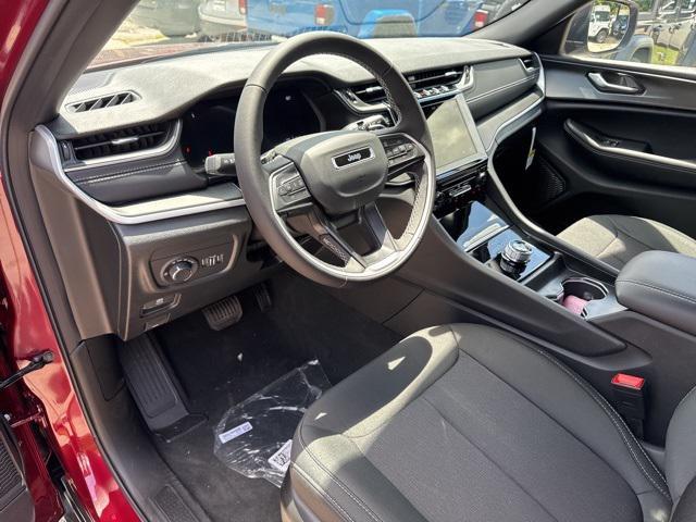 new 2025 Jeep Grand Cherokee L car, priced at $31,825