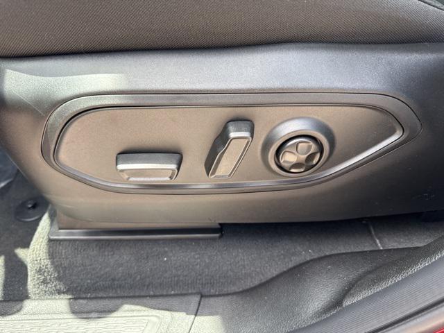 new 2025 Jeep Grand Cherokee L car, priced at $31,825