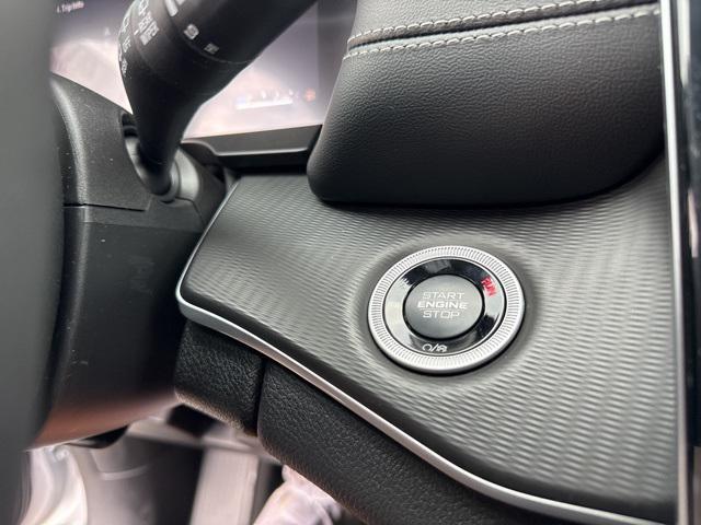 new 2025 Jeep Grand Cherokee car, priced at $37,330
