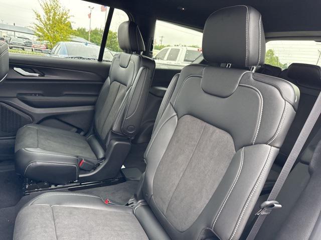new 2025 Jeep Grand Cherokee L car, priced at $37,835