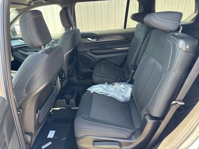 new 2025 Jeep Grand Cherokee L car, priced at $31,825