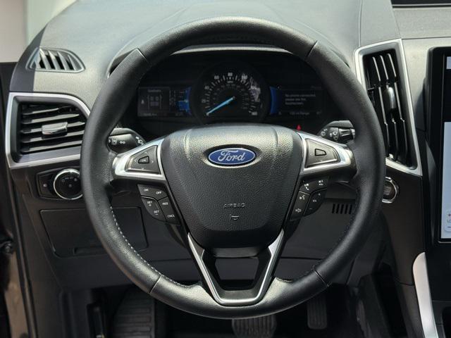 used 2024 Ford Edge car, priced at $31,788