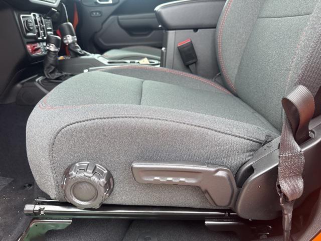 new 2025 Jeep Gladiator car, priced at $50,945