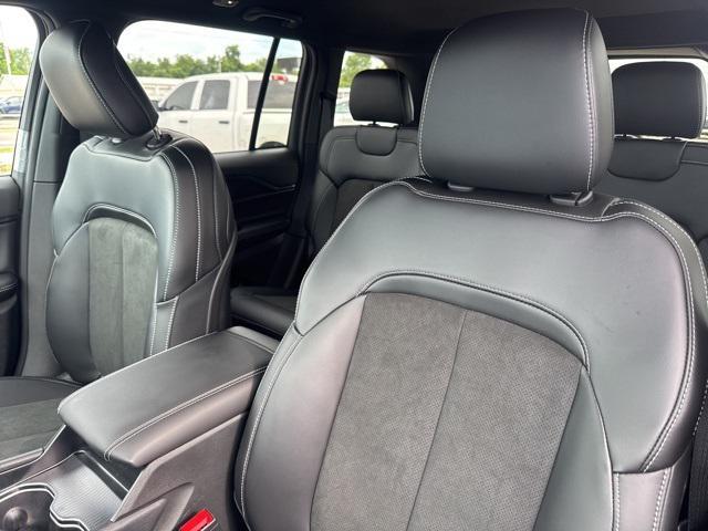 new 2025 Jeep Grand Cherokee car, priced at $34,130