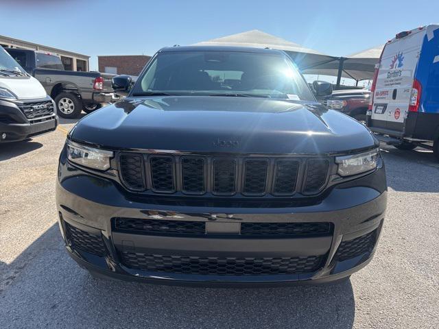 new 2025 Jeep Grand Cherokee L car, priced at $39,330