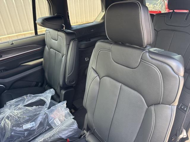 new 2025 Jeep Grand Cherokee L car, priced at $53,975
