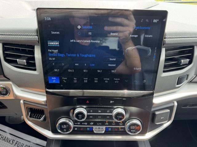 used 2022 Ford Expedition car, priced at $38,450