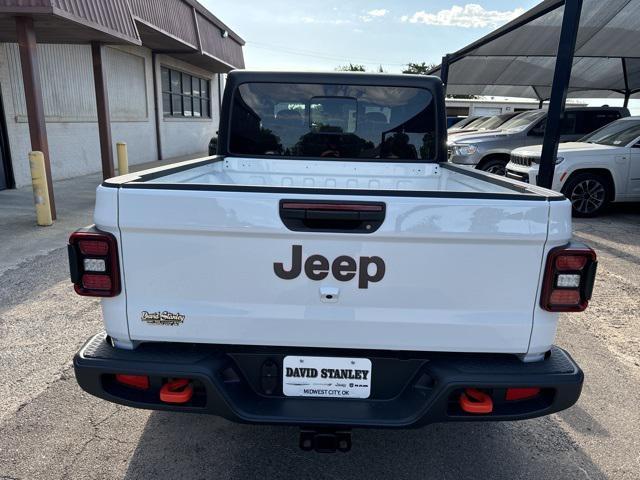 new 2024 Jeep Gladiator car, priced at $55,290