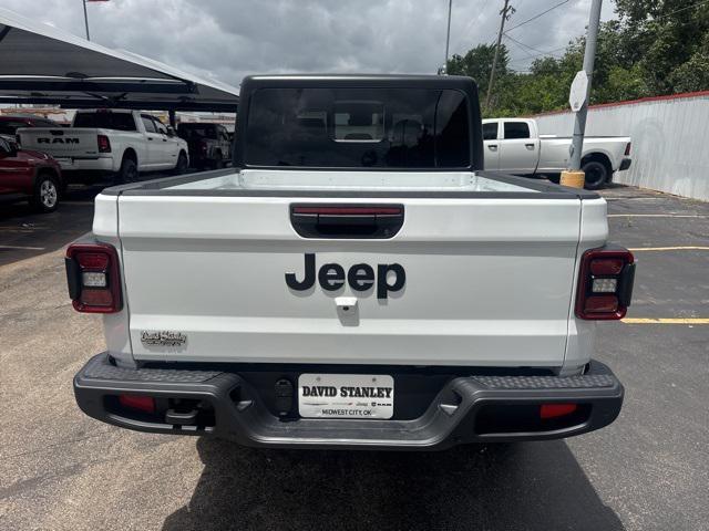 new 2025 Jeep Gladiator car, priced at $38,775