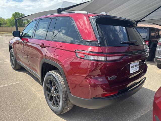 new 2024 Jeep Grand Cherokee car, priced at $34,930