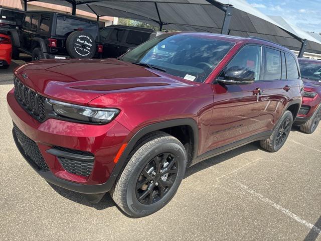 new 2024 Jeep Grand Cherokee car, priced at $34,930