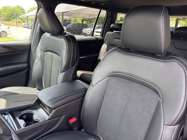 new 2025 Jeep Grand Cherokee L car, priced at $38,930