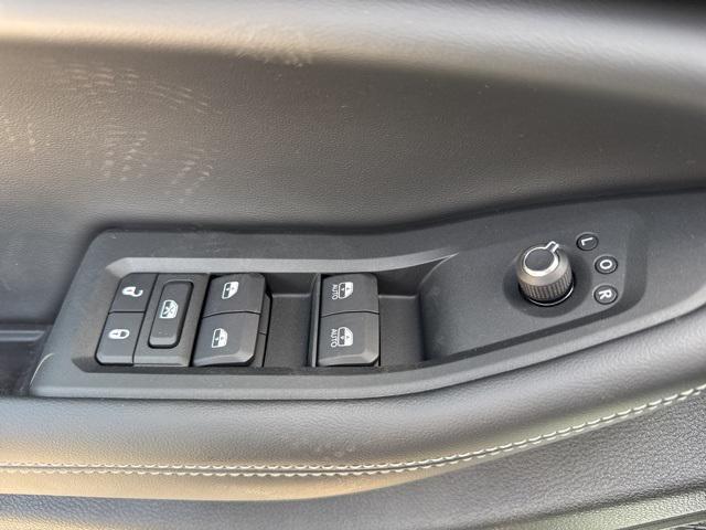 new 2025 Jeep Grand Cherokee L car, priced at $38,930