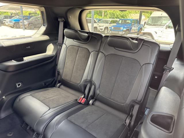new 2025 Jeep Grand Cherokee L car, priced at $38,930