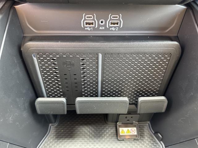 new 2025 Ram 1500 car, priced at $47,320