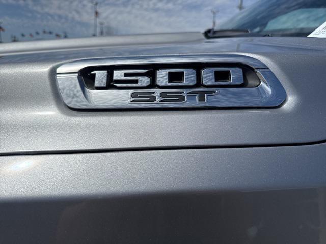 new 2025 Ram 1500 car, priced at $47,320