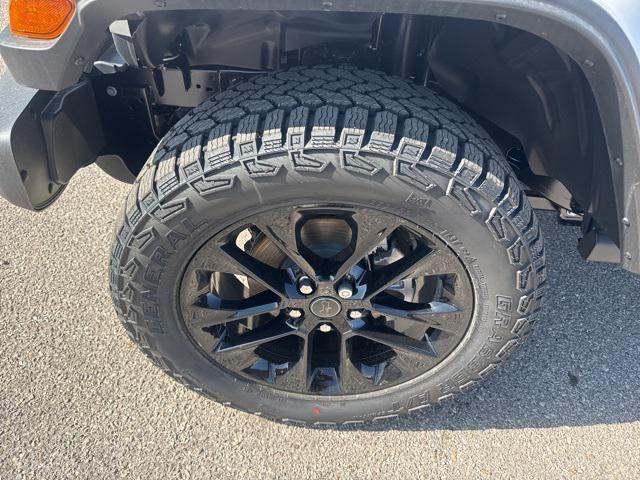 new 2025 Jeep Gladiator car, priced at $34,490