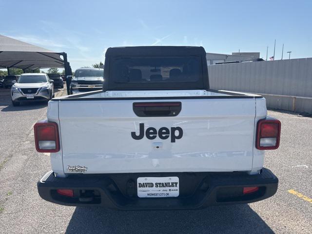 new 2025 Jeep Gladiator car, priced at $34,490