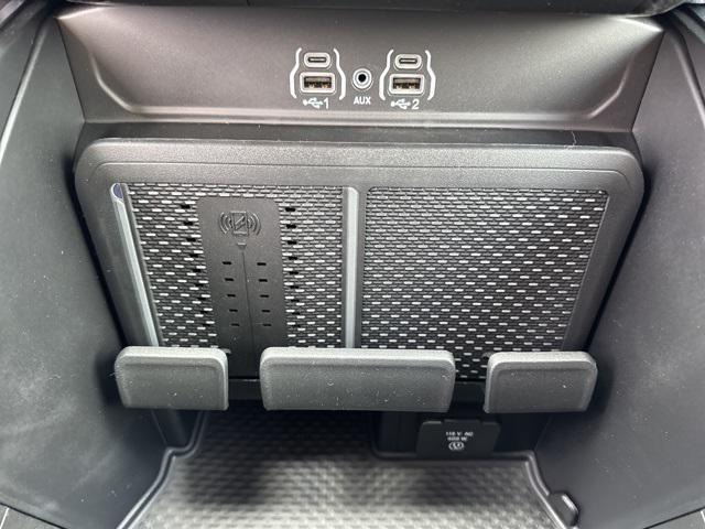 new 2025 Ram 1500 car, priced at $43,785